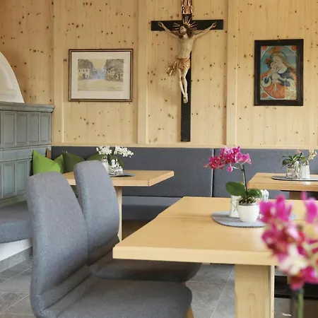 Hotel Weiler - Aktiv & Tradition 4* Obertilliach