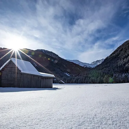 Hotel Weiler - Aktiv & Tradition Obertilliach