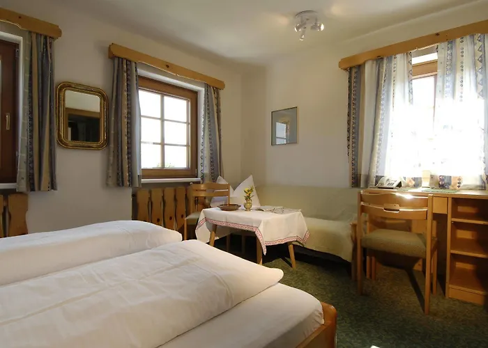 Hotel Weiler - Aktiv & Tradition Obertilliach